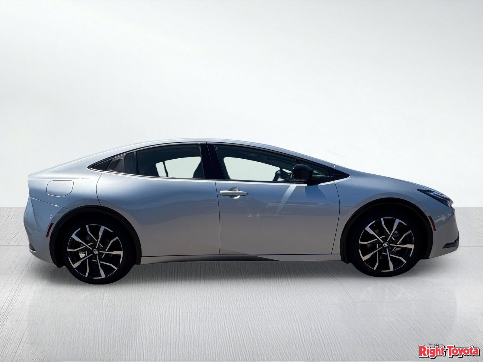 New 2027 Toyota Prius Plug-In Hybrid w/ Limited Premium Package FWD image 8