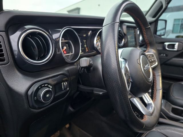 Used 2023 Jeep Wrangler Unlimited Rubicon 392 AWD/4WD image 22