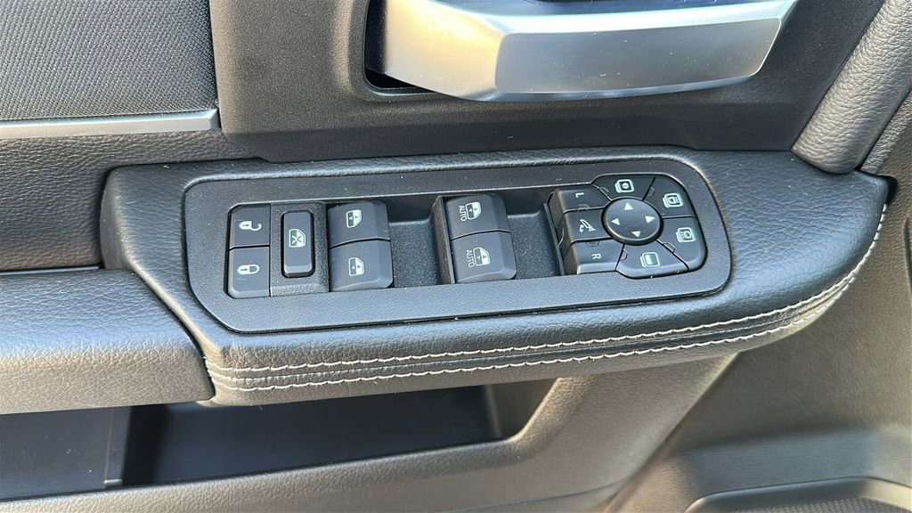 Used 2025 RAM 2500 Big Horn AWD/4WD image 14