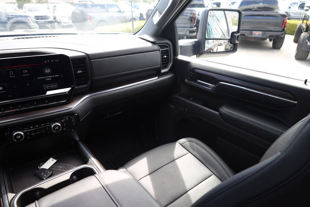 Used 2024 GMC Sierra 3500 SLT w/ SLT Premium Package AWD/4WD image 20