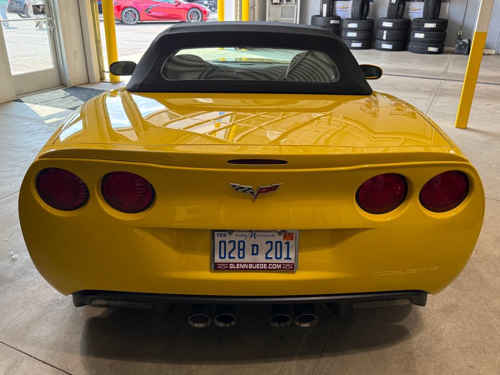 Used 2008 Chevrolet Corvette Convertible w/ Preferred Equipment Group RWD image 7