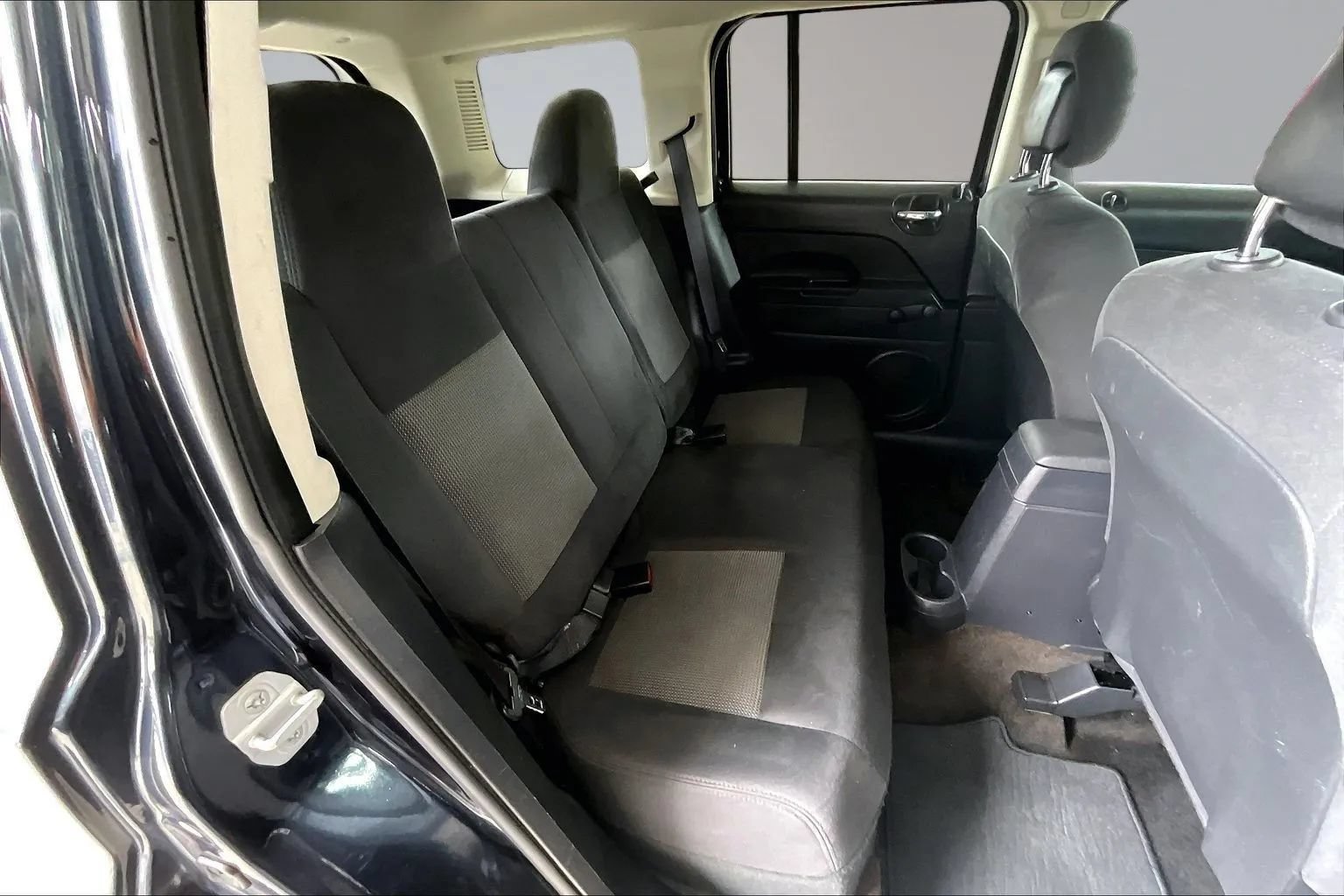 Used 2014 Jeep Patriot Sport w/ Southwest Package FWD image 21