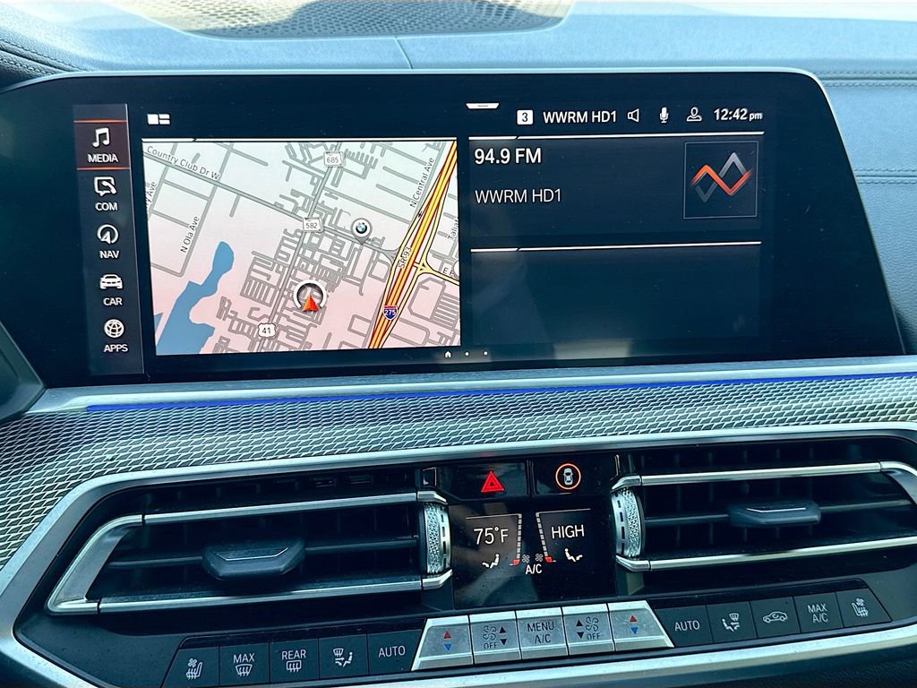 Used 2021 BMW X5 xDrive40i w/ M Sport Package image 31