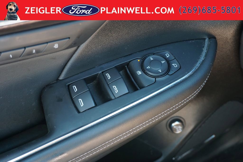 Used 2023 Buick Envision Avenir AWD/4WD image 28