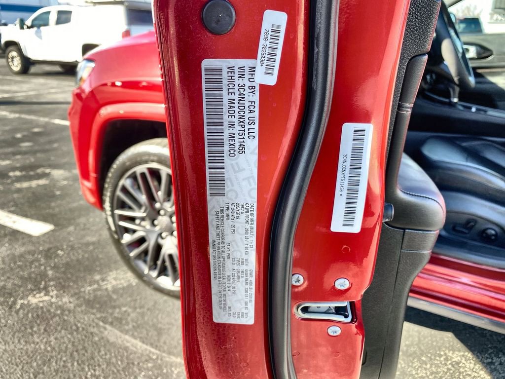 Used 2023 Jeep Compass Limited image 33