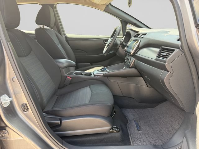 Used 2024 Nissan Leaf S FWD image 15