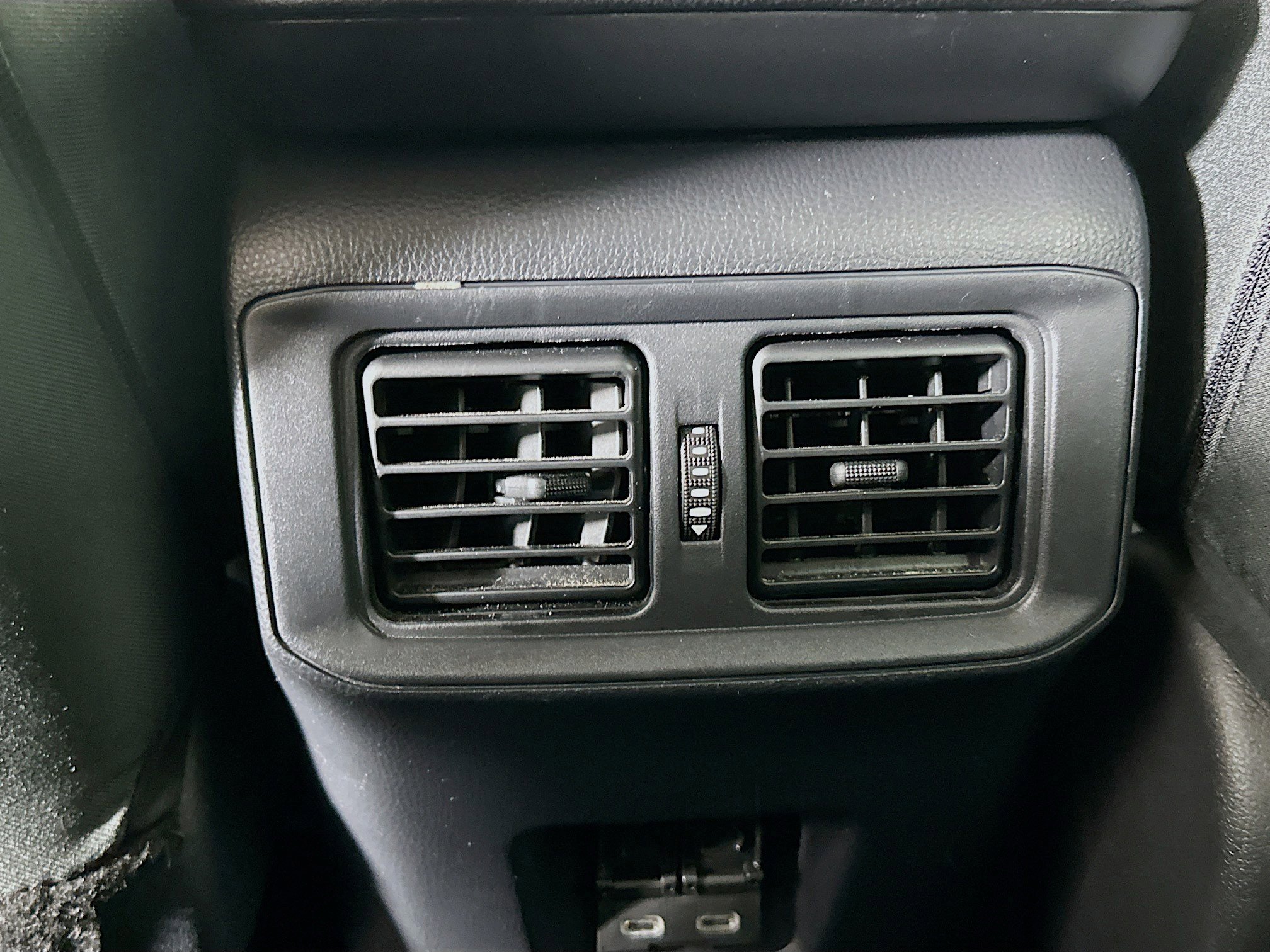 Used 2024 Toyota RAV4 XLE image 27