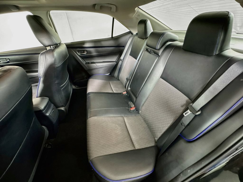 Used 2017 Toyota Corolla SE w/ Carpet Mat Package (TMS) FWD image 23
