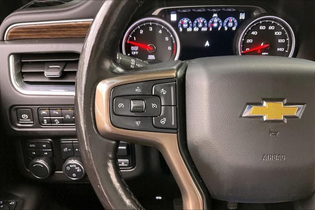 Used 2021 Chevrolet Suburban High Country w/ Premium Package AWD/4WD image 23