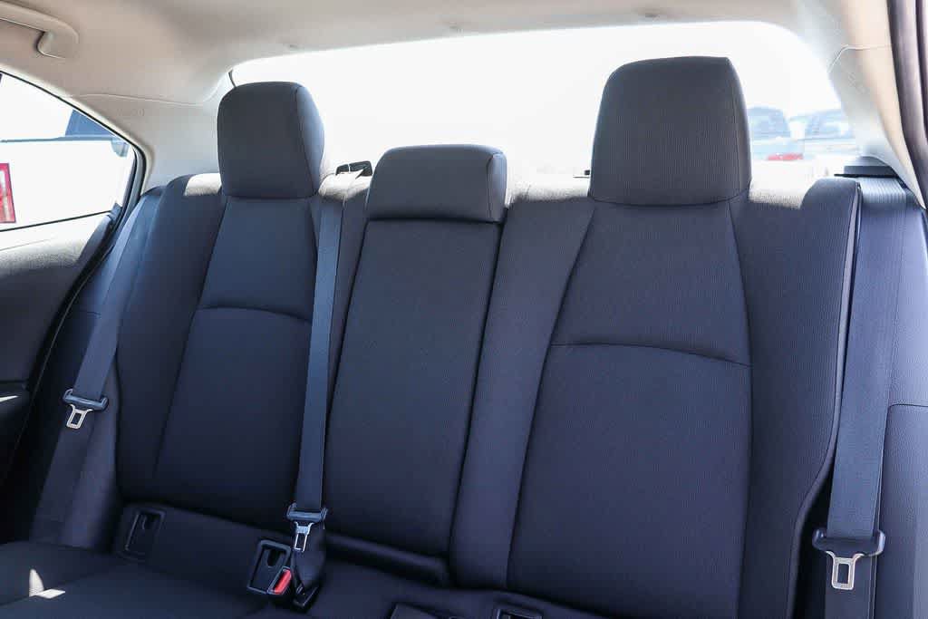 Used 2025 Toyota Corolla LE FWD image 18
