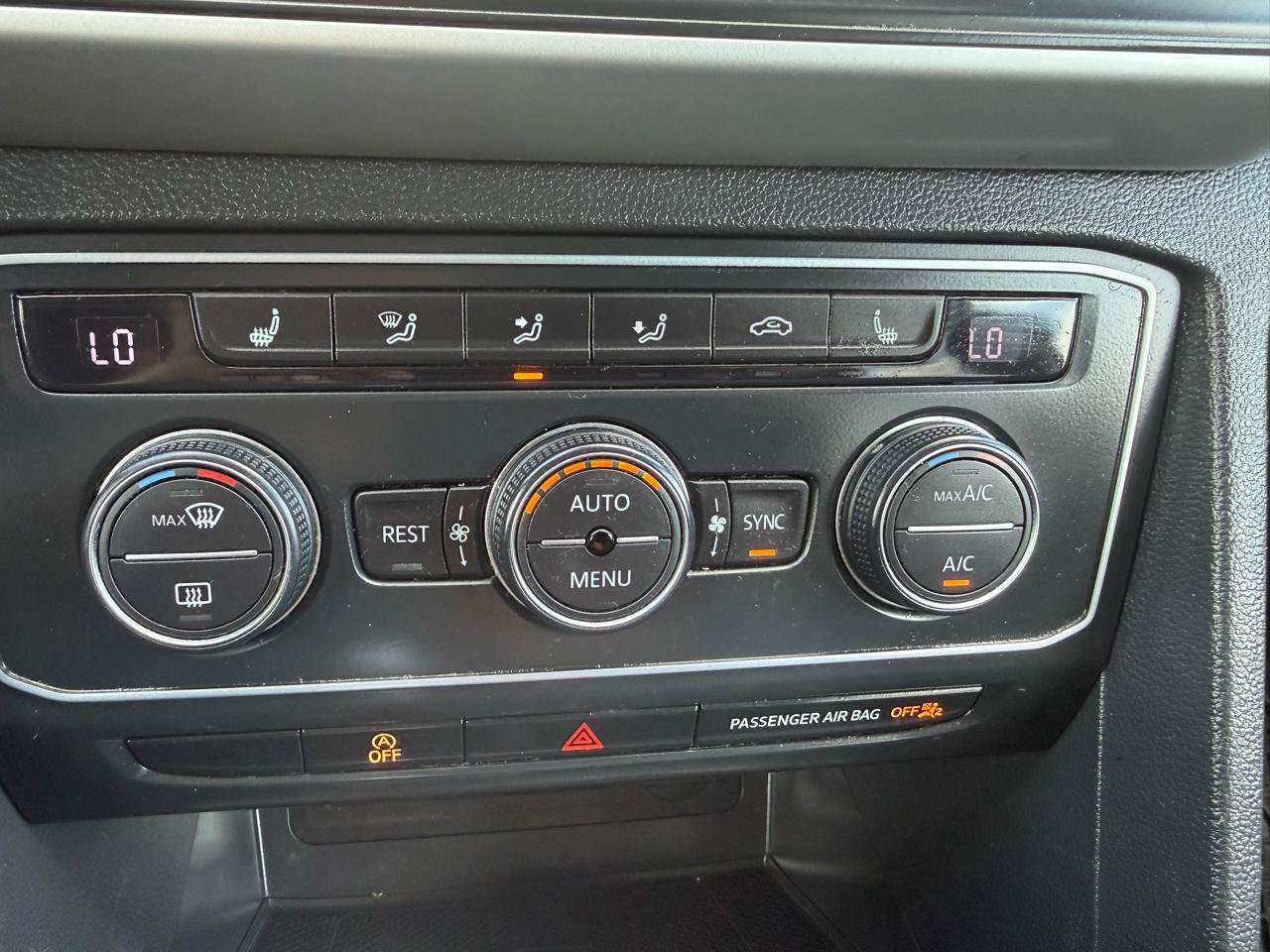 Used 2021 Volkswagen Atlas SE w/ Panoramic Sunroof Package AWD/4WD image 15