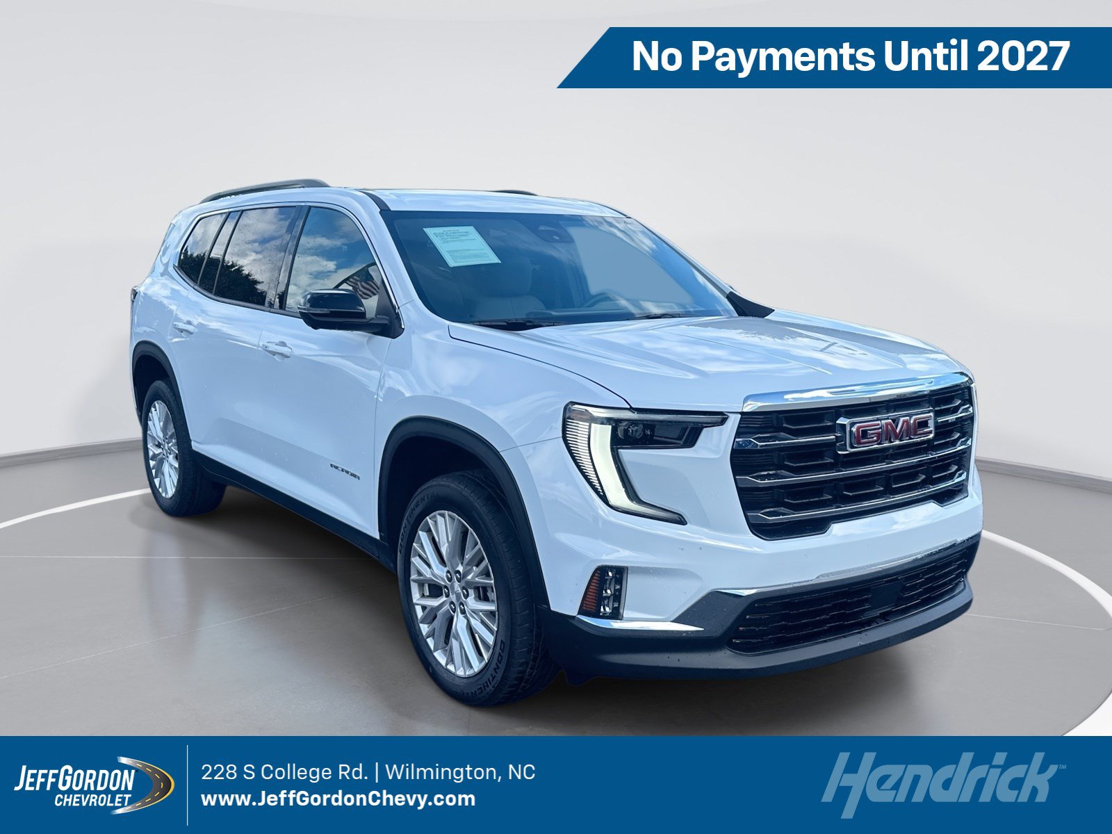 Used 2026 GMC Acadia Elevation w/ Elevation Premium Package FWD image 1