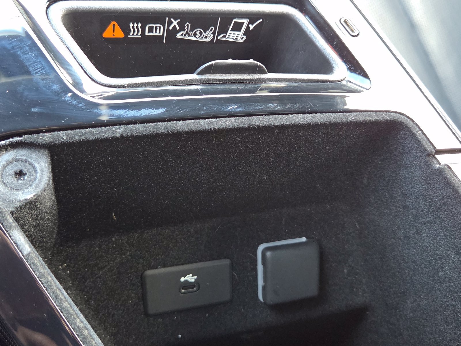 Certified 2024 Cadillac Lyriq Sport AWD/4WD image 5