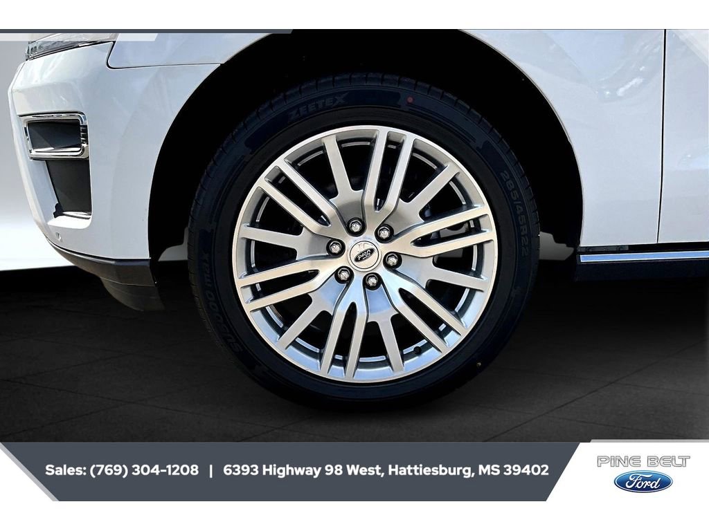 Certified 2024 Ford Expedition Limited image 7