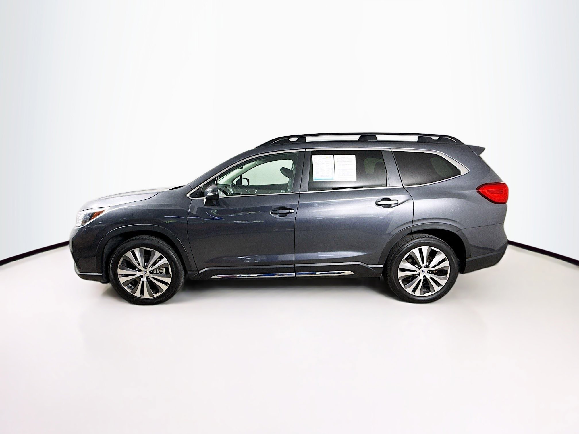 Used 2022 Subaru Ascent Limited image 7