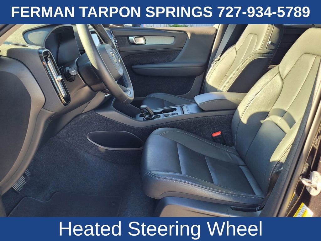 Certified 2025 Volvo XC40 B5 Core image 14