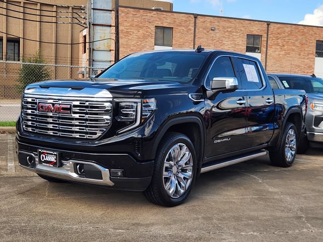 Used 2023 GMC Sierra 1500 Denali w/ Denali Reserve Package AWD/4WD image 3