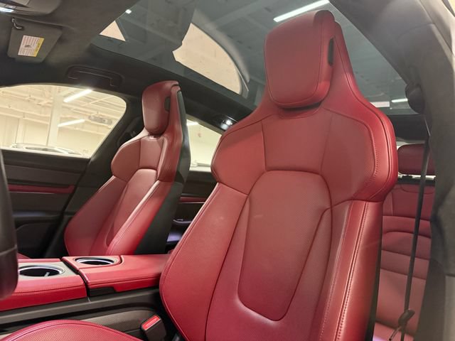 Certified 2022 Porsche Taycan AWD/4WD image 24