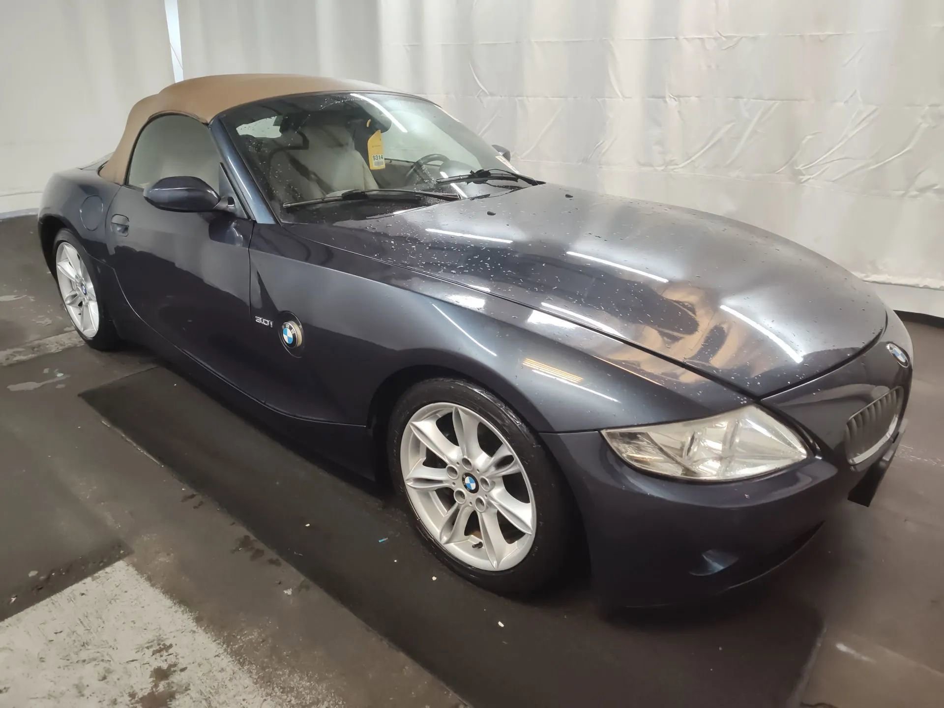 Used 2003 BMW Z4 3.0i image 4