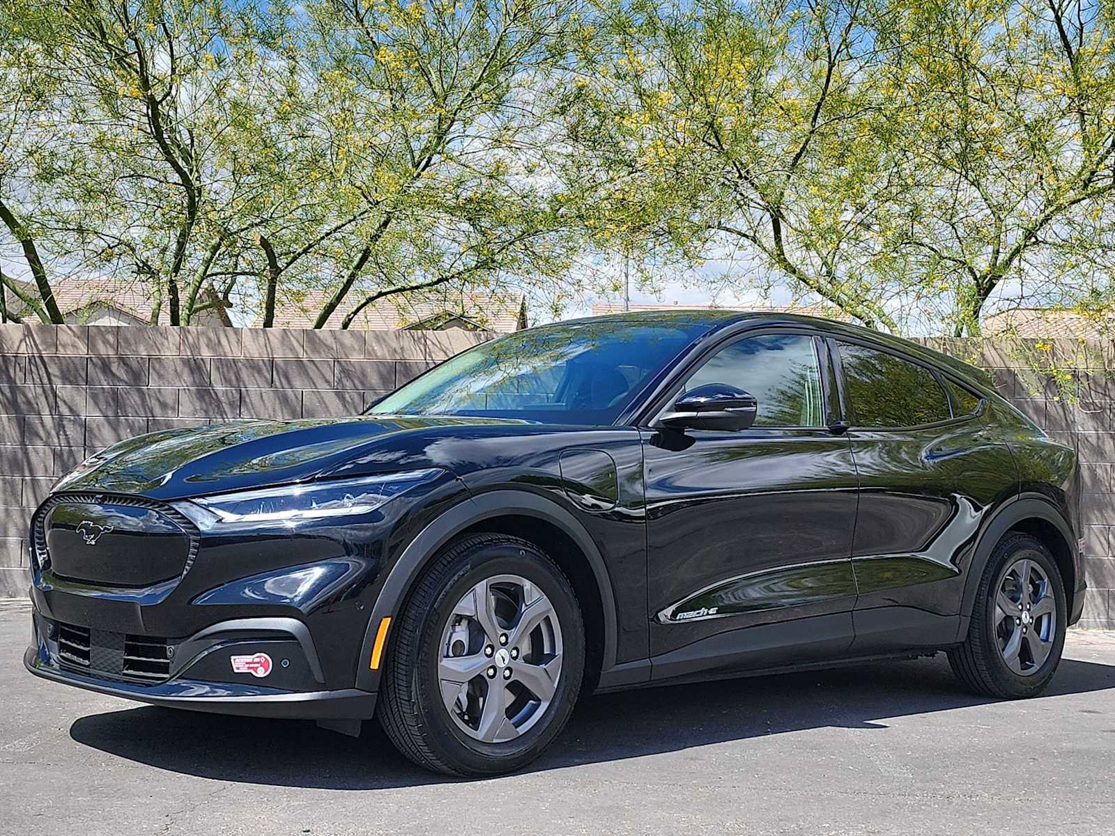 Used 2023 Ford Mustang Mach-E Select RWD image 5