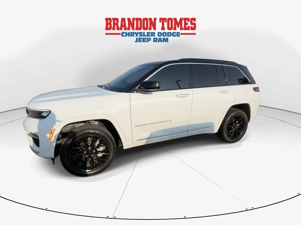 Certified 2024 Jeep Grand Cherokee Summit w/ Adv Protech Group IV AWD/4WD image 5