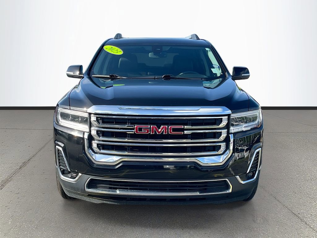 Used 2023 GMC Acadia SLT image 2