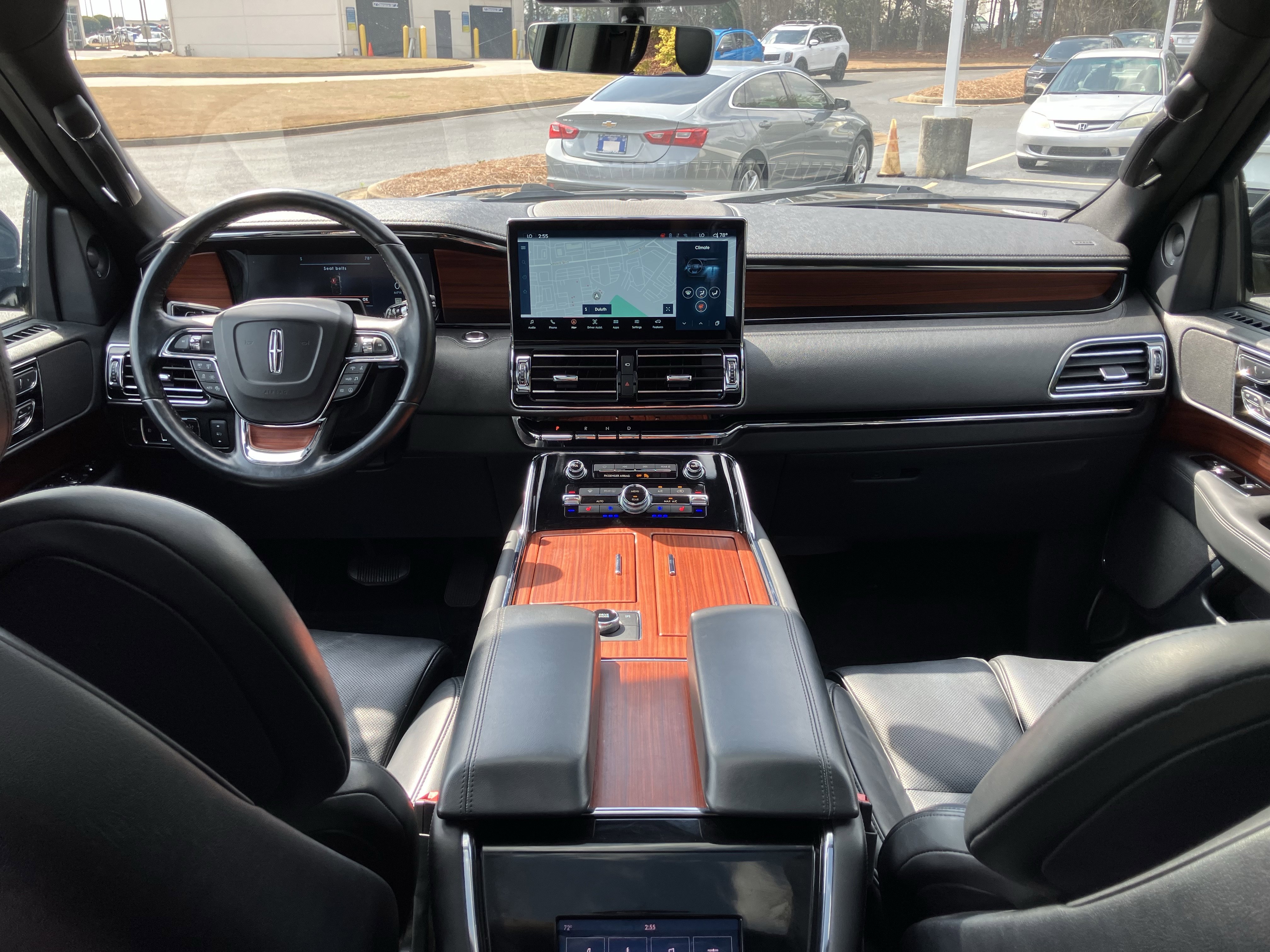 Used 2024 Lincoln Navigator Reserve image 32