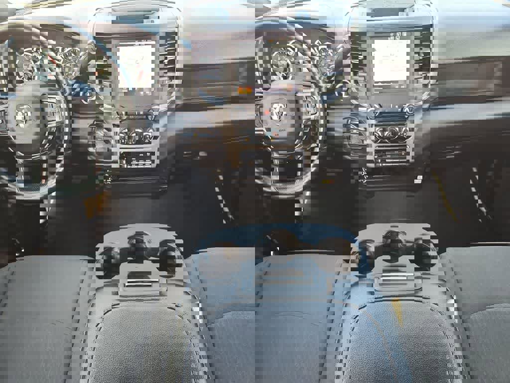 Used 2024 RAM 3500 Tradesman w/ Chrome Appearance Group image 16