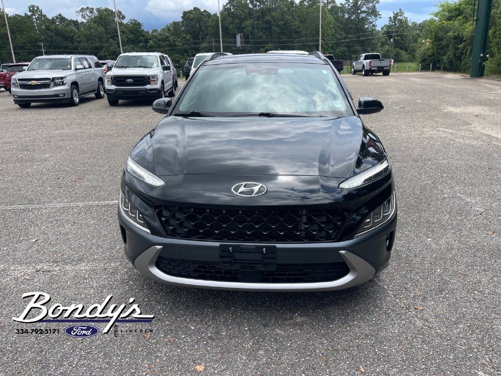 Used 2023 Hyundai Kona Limited FWD image 2