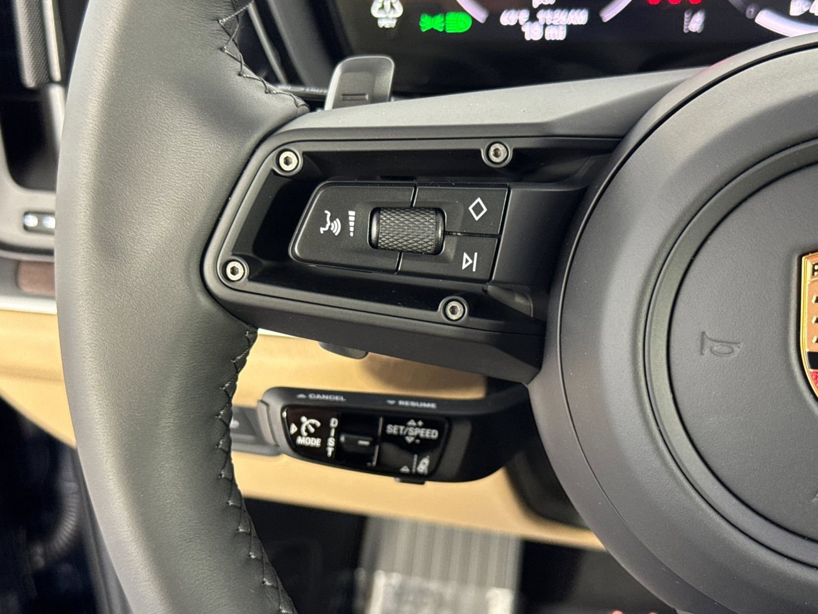 New 2026 Porsche Cayenne S image 29