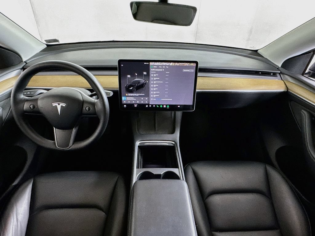 Used 2023 Tesla Model Y Long Range AWD/4WD image 31