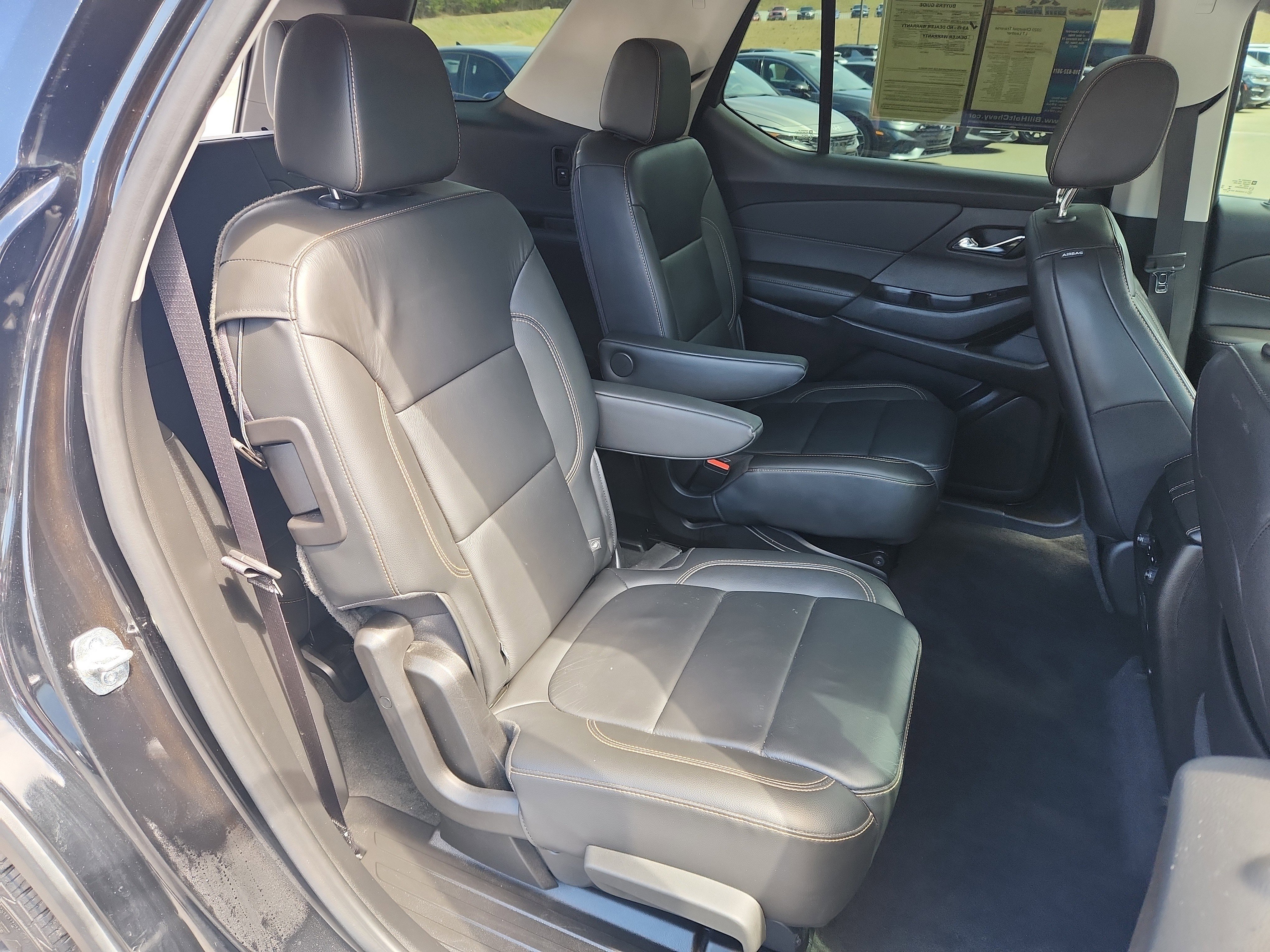 Used 2020 Chevrolet Traverse LT w/ LT Premium Package image 46