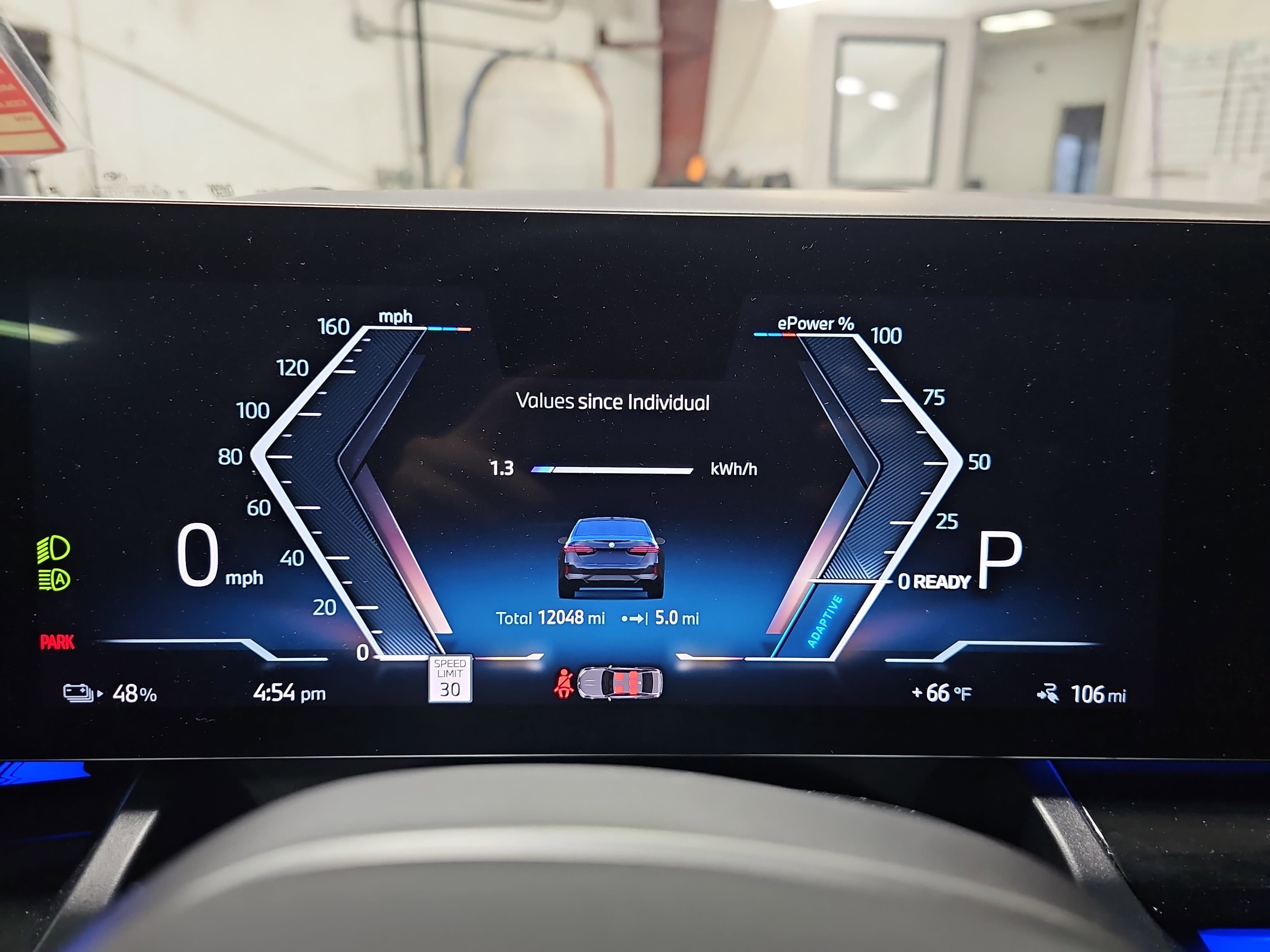 Certified 2025 BMW i5 eDrive40i w/ M Sport Package image 21