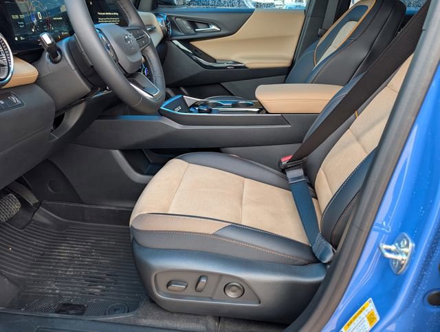 New 2026 Chevrolet Equinox ACTIV w/ Convenience Package III FWD image 9