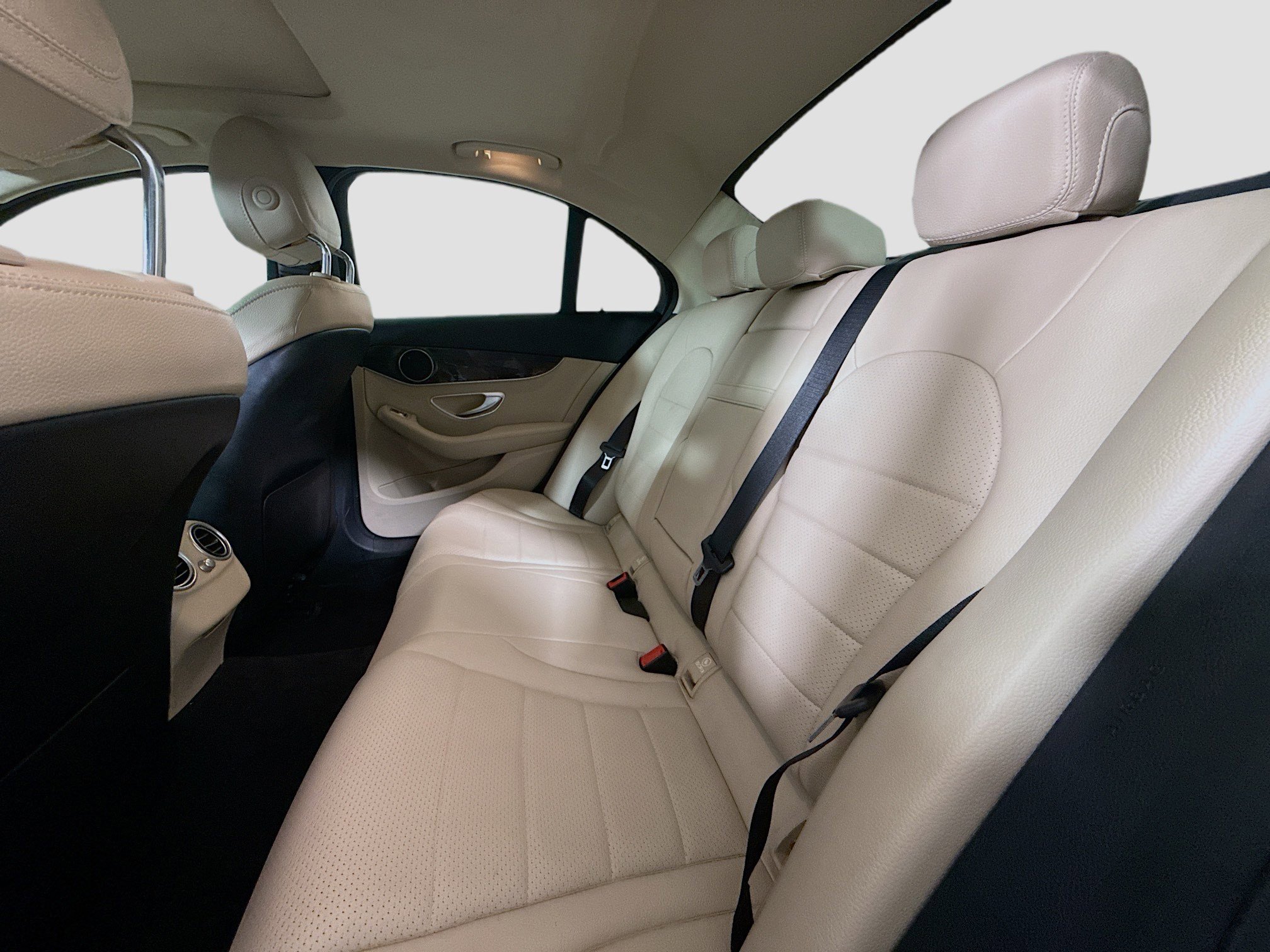 Used 2019 Mercedes-Benz C 300 Sedan image 25