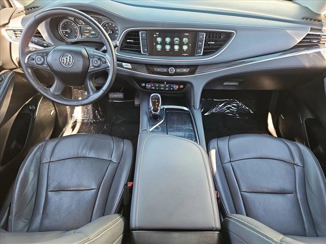 Used 2018 Buick Enclave Premium w/ Experience Buick Package FWD image 18