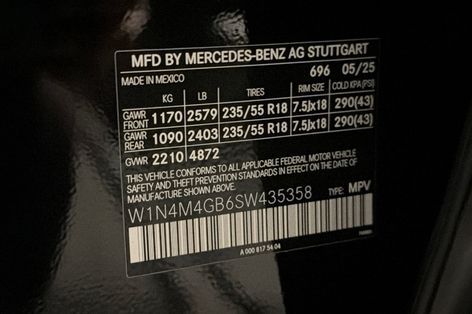 New 2025 Mercedes-Benz GLB 250 image 27