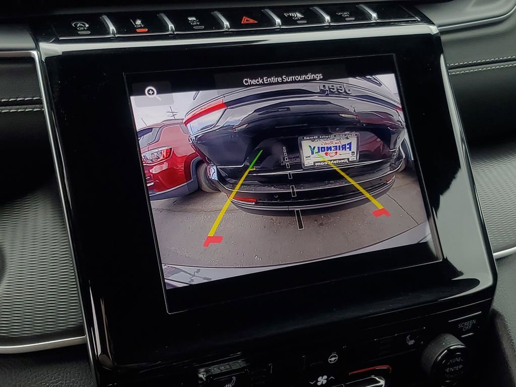Used 2024 Jeep Grand Cherokee Altitude image 22