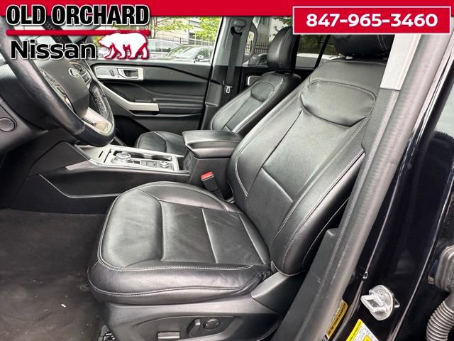 Used 2022 Ford Explorer Limited w/ Equipment Group 301A AWD/4WD image 11