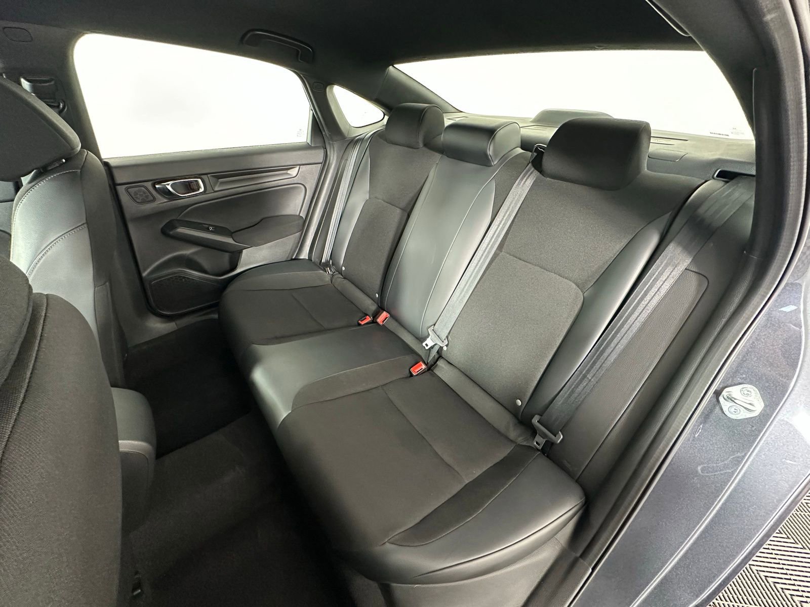 Used 2022 Honda Civic Sport image 28