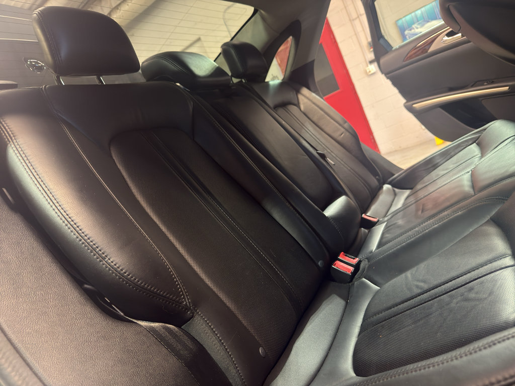 Used 2015 Lincoln MKZ w/ Equipment Group 102A Reserve FWD image 28