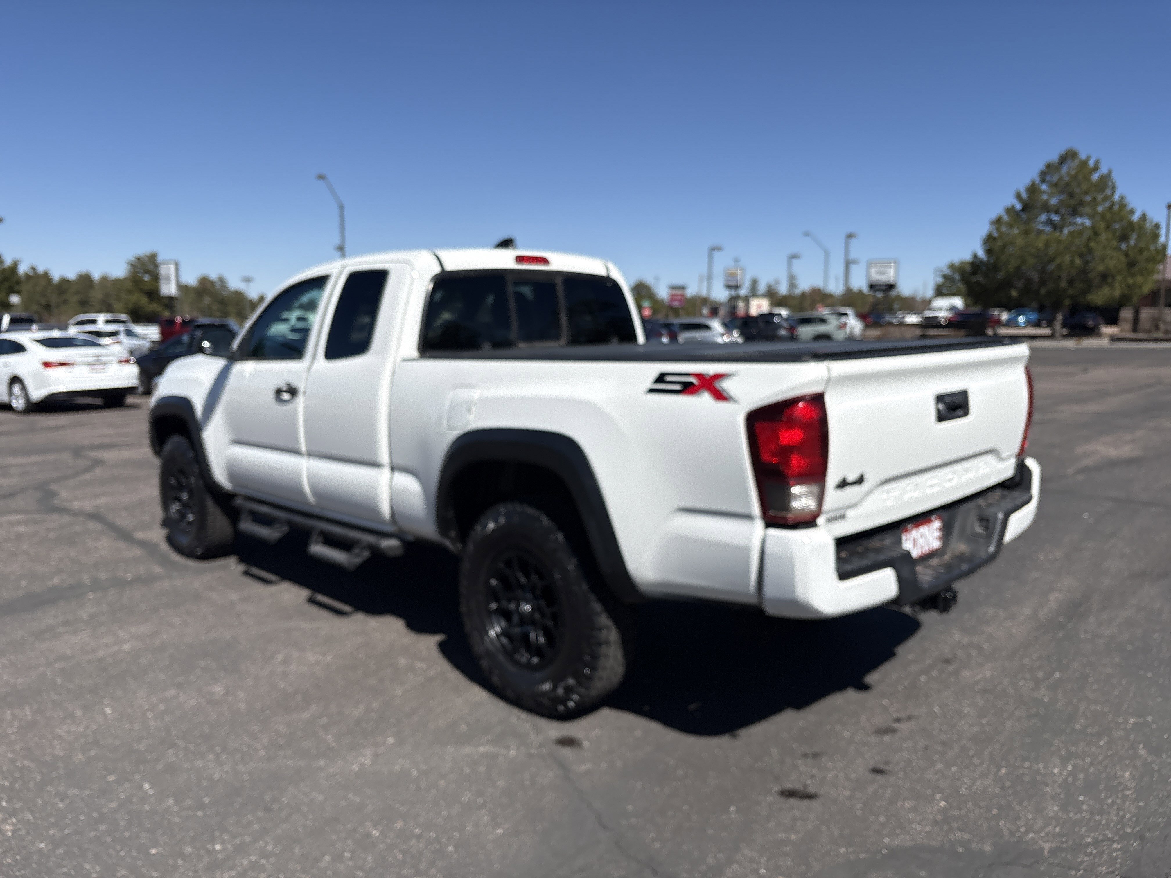 Used 2021 Toyota Tacoma SR w/ SX Package image 8