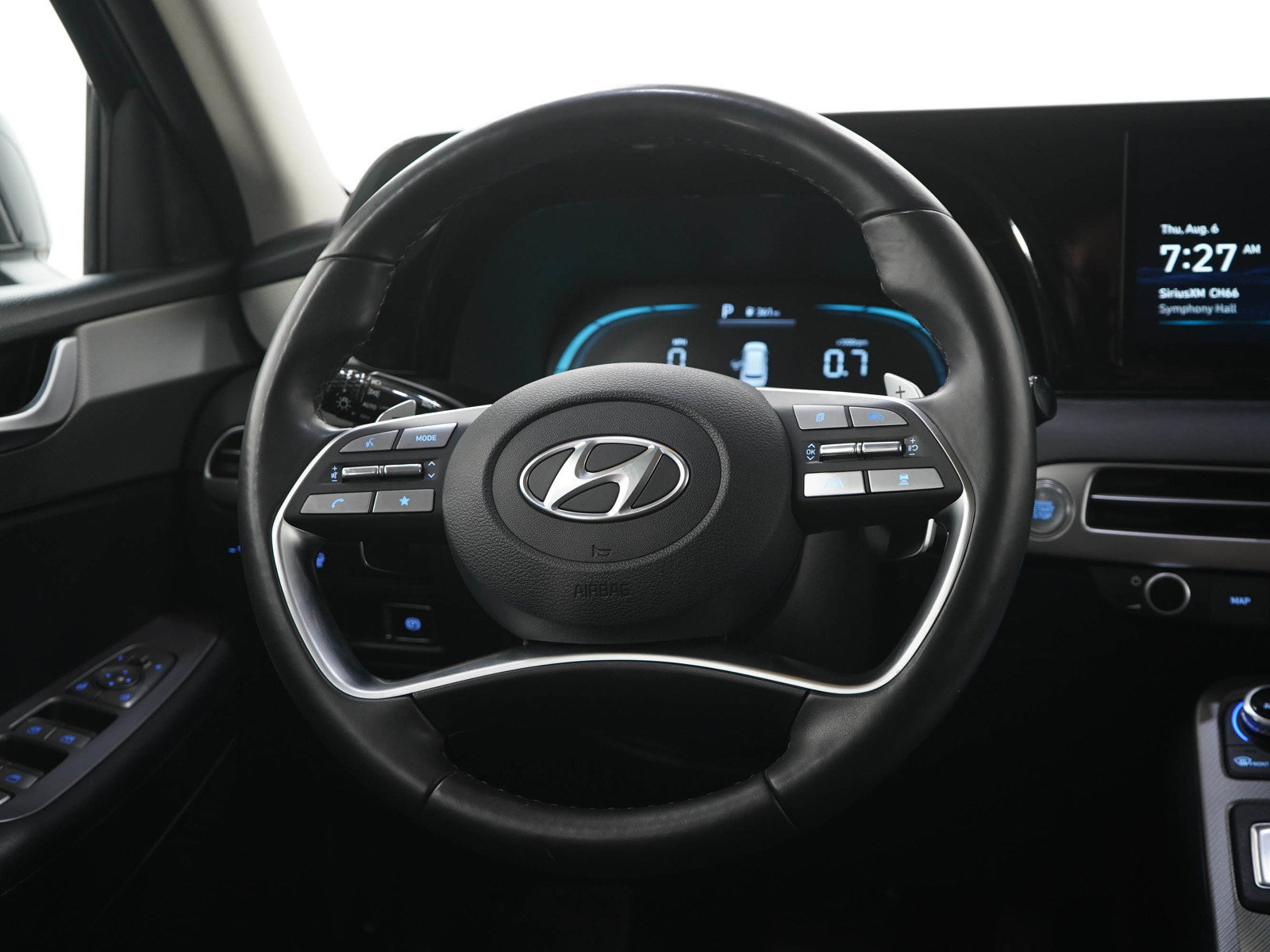 Used 2025 Hyundai Palisade SEL AWD/4WD image 16