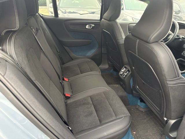 Certified 2023 Volvo C40 P8 Recharge Ultimate AWD/4WD image 7