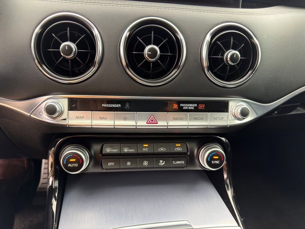 Used 2022 Kia Stinger GT2 image 11