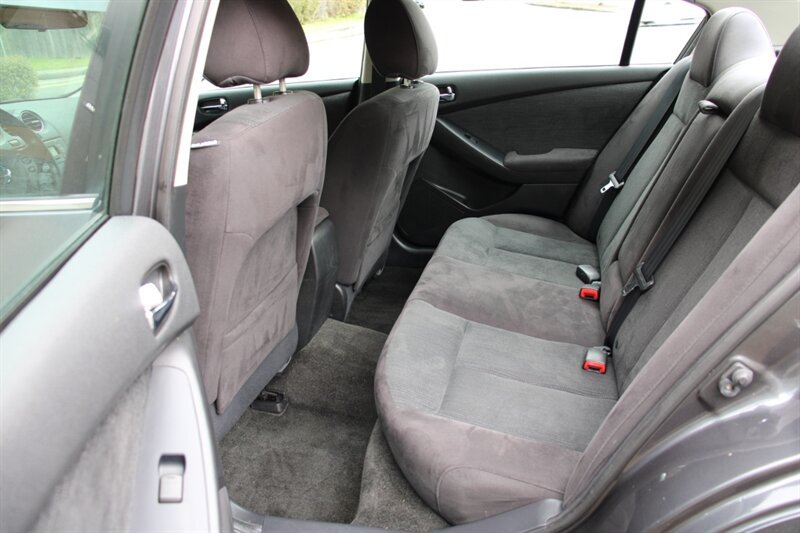 Used 2012 Nissan Altima 2.5 S FWD image 11