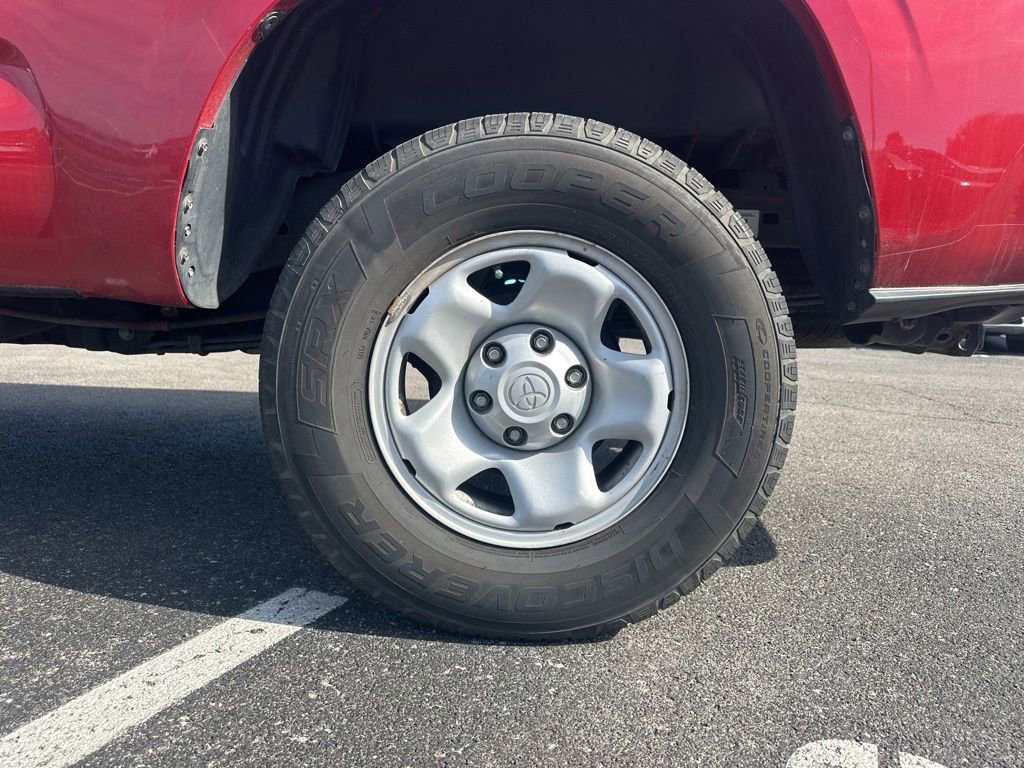 Used 2016 Toyota Tacoma SR5 w/ Towing Package AWD/4WD image 7