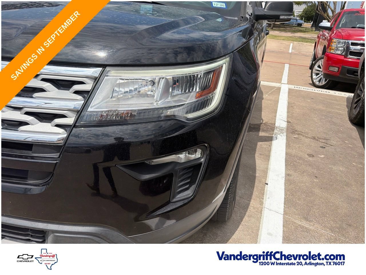 Used 2019 Ford Explorer XLT w/ Equipment Group 201A FWD image 2