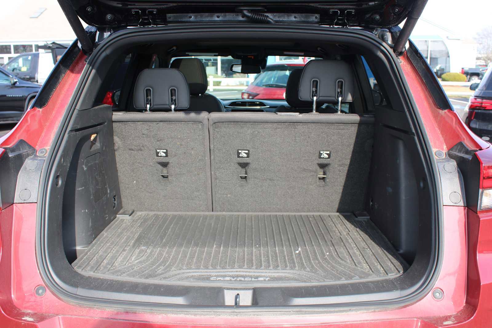 Used 2023 Chevrolet TrailBlazer RS w/ Sun and Liftgate Package image 8