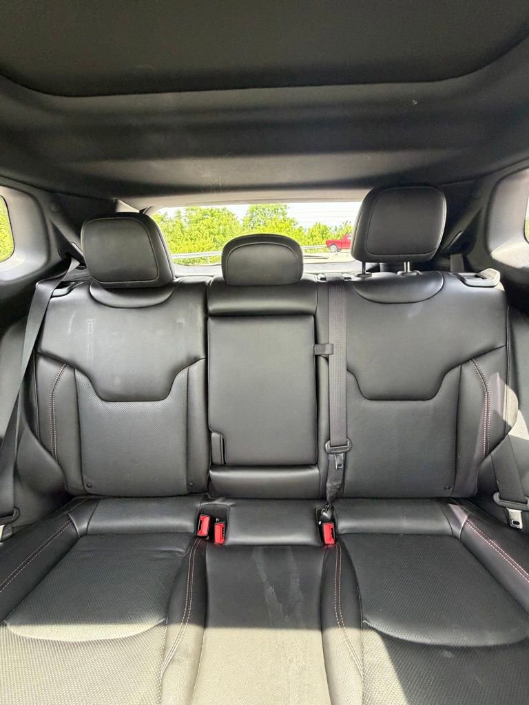 Used 2022 Jeep Compass Limited w/ (RED) Package AWD/4WD image 18